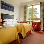 Manor West & Leisure Club Hotel