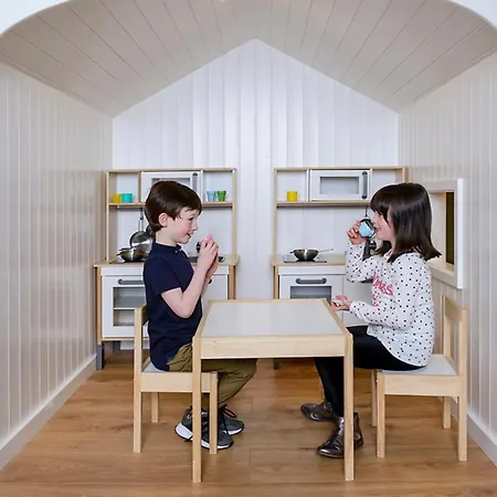 Szálloda Manor West & Leisure Club