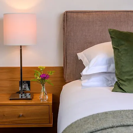 Hotel Manor West & Leisure Club 4*