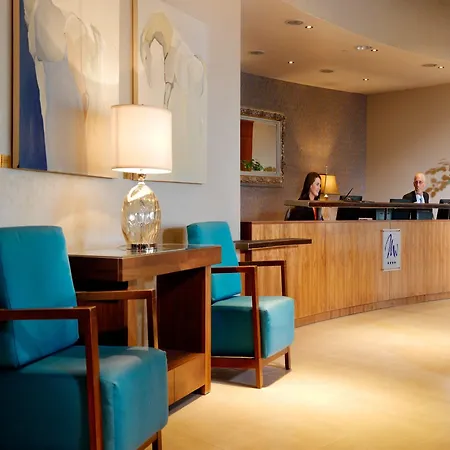 Hotel Manor West & Leisure Club Trá Lí