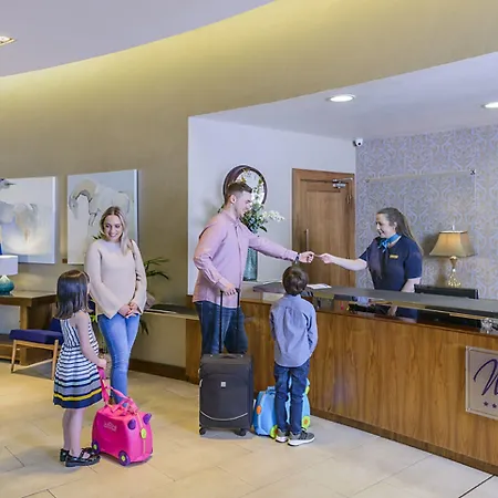 Szálloda Manor West & Leisure Club 4*