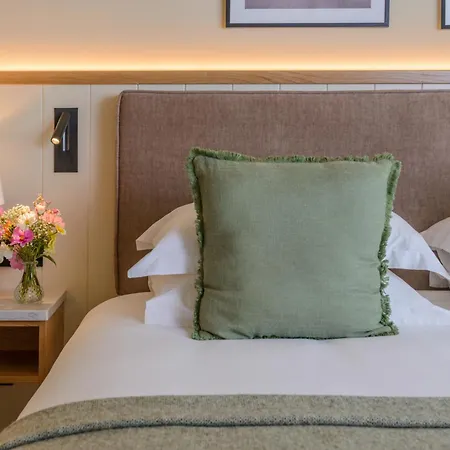 Szálloda Manor West & Leisure Club 4*