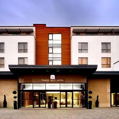 Manor West & Leisure Club Hotel