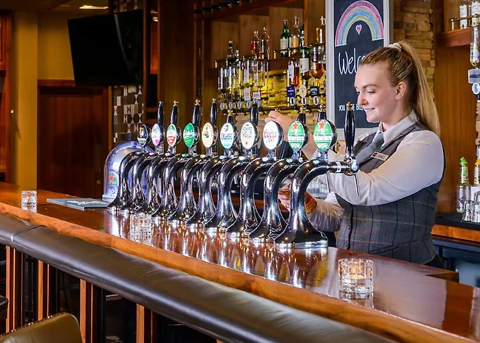 Manor West & Leisure Club