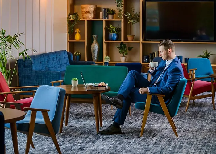 Manor West & Leisure Club