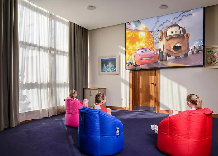 Otel Manor West & Leisure Club 4*