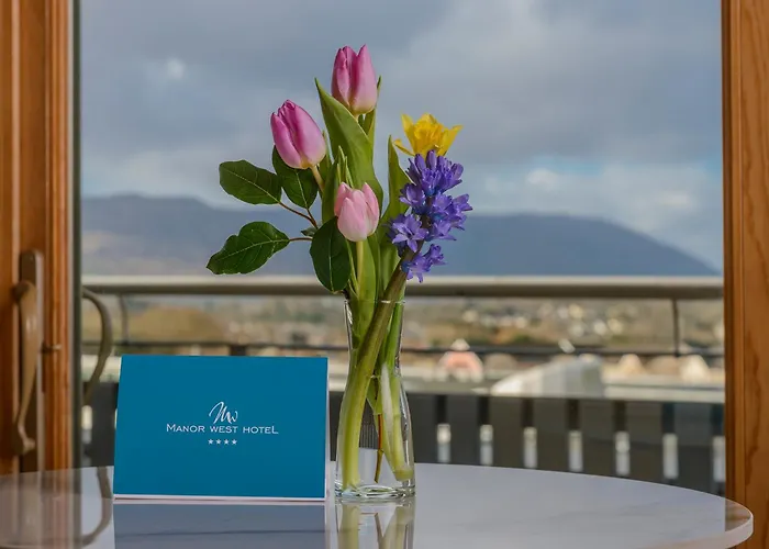 Manor West & Leisure Club 4*