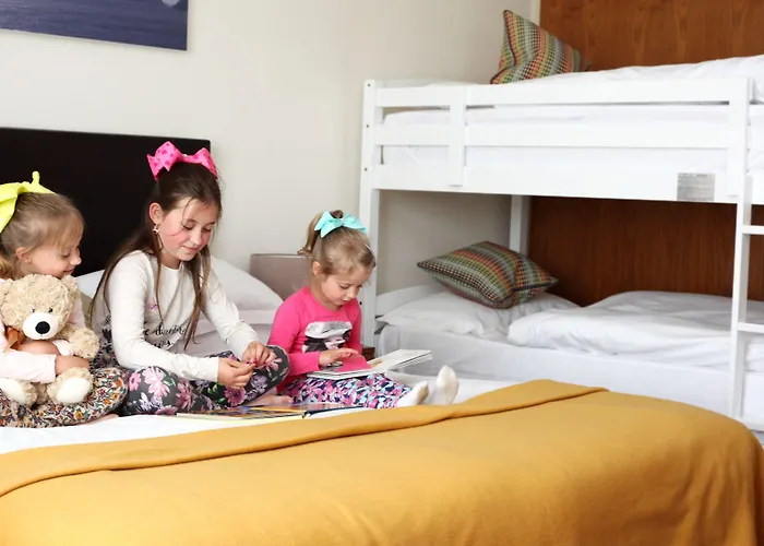 Manor West & Leisure Club 4*