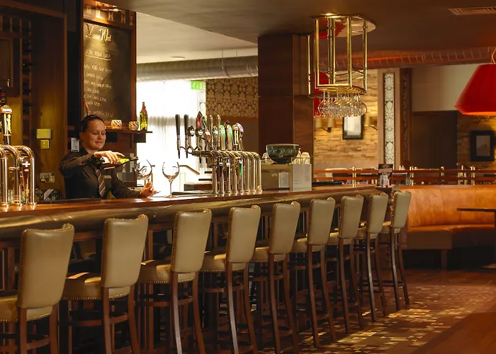 Hotel Manor West & Leisure Club 4*