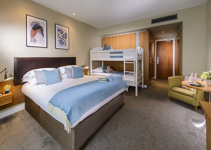 Manor West & Leisure Club