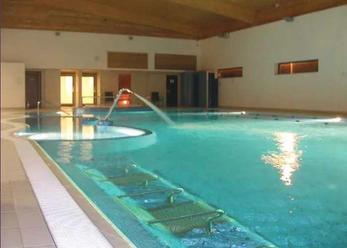 Manor West & Leisure Club Hotel 4*
